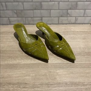 Via Spiga green suede 90s kitten heels